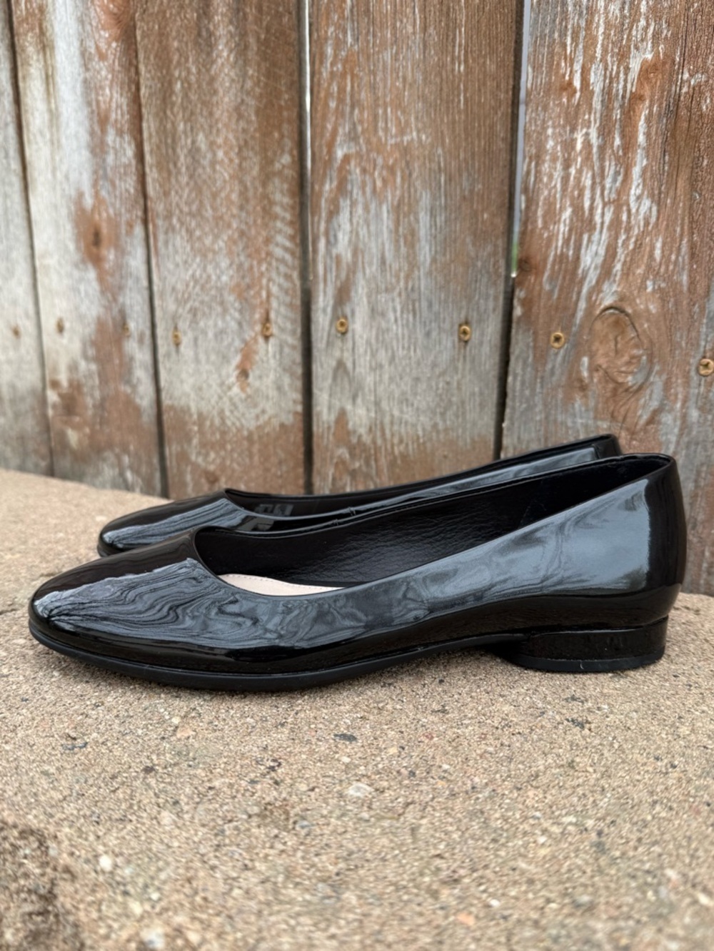 ECCO Women’s Anine Black Patent Leather Ballerina Flats Loafers Size 37